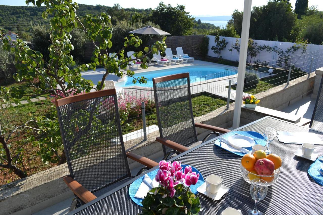 Holiday Home On Dugi Otok - Otok Brbinj Ngoại thất bức ảnh