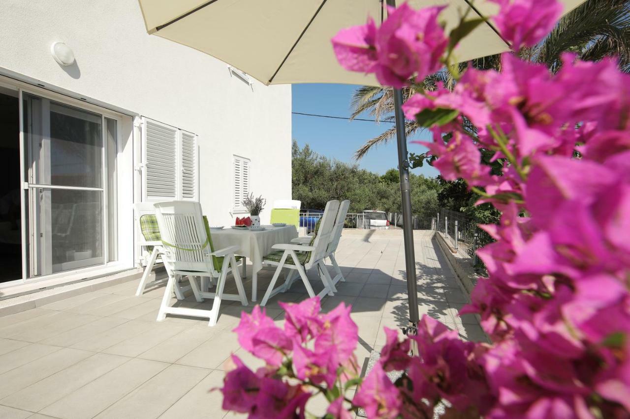 Holiday Home On Dugi Otok - Otok Brbinj Ngoại thất bức ảnh