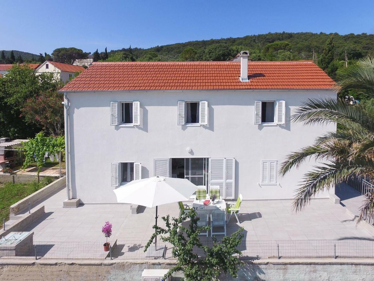 Holiday Home On Dugi Otok - Otok Brbinj Ngoại thất bức ảnh