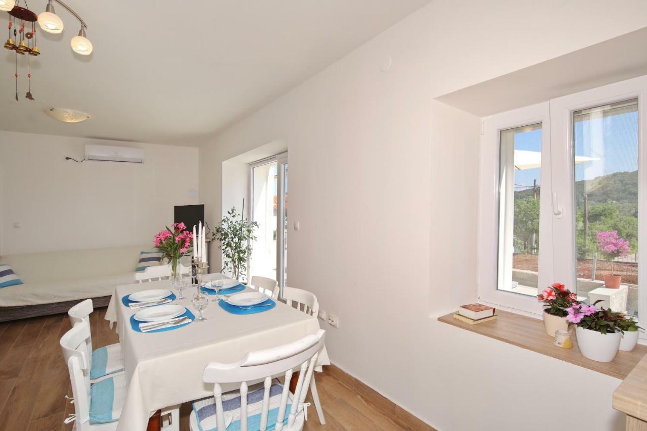 Holiday Home On Dugi Otok - Otok Brbinj Ngoại thất bức ảnh